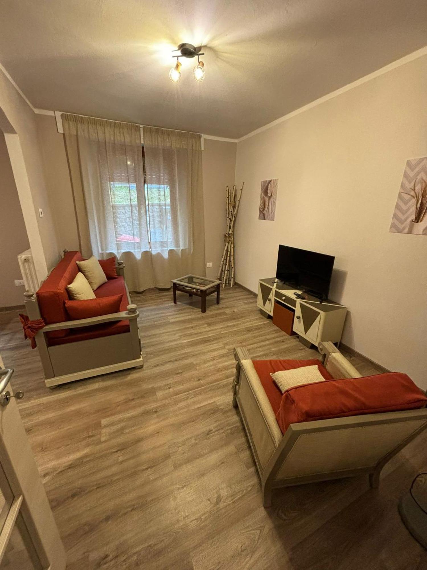 Apartamento Da Cinzia Pievepelago Exterior foto