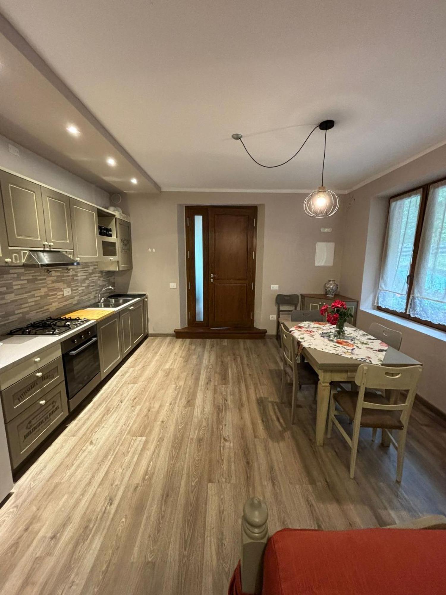 Apartamento Da Cinzia Pievepelago Exterior foto